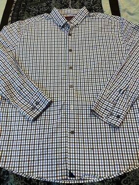 UNTUCKit Blue and White Gingham Button-Down Shirt